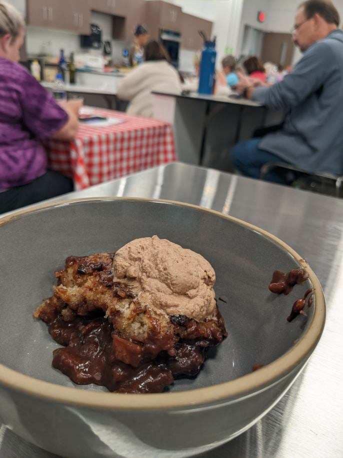 285466255_3757876704358794_4834806703200704486_n